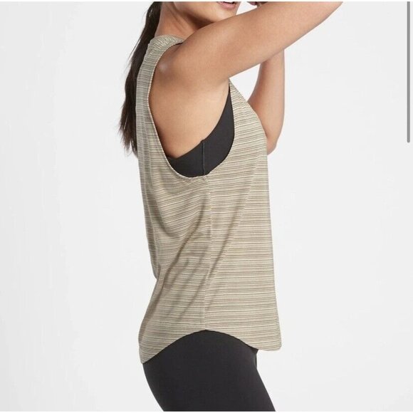 NWT Athleta Cloudlight Striped Muscle Tank 1X Lightweight Relaxed Fit Top - Picture 3 of 8